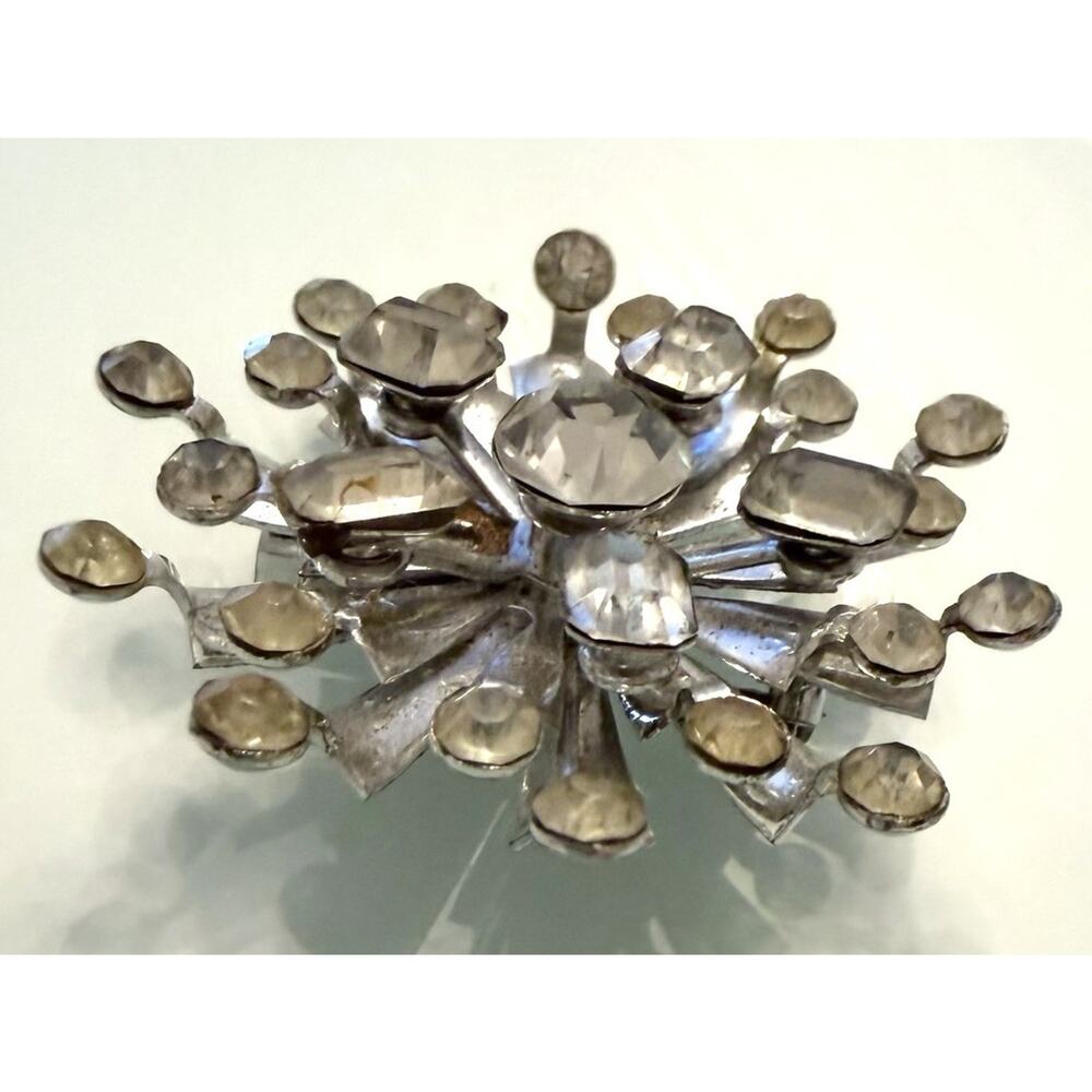 MCM VINTAGE Starburst Rhinestone Brooch Silver Tone Pin Clear 1.5” 3273-22 - Picture 3 of 3